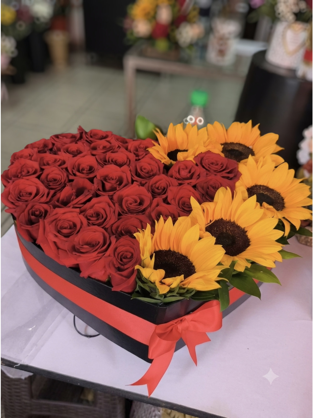 Rosas y Girasoles — flores a domicilio Cali | CaliFloral